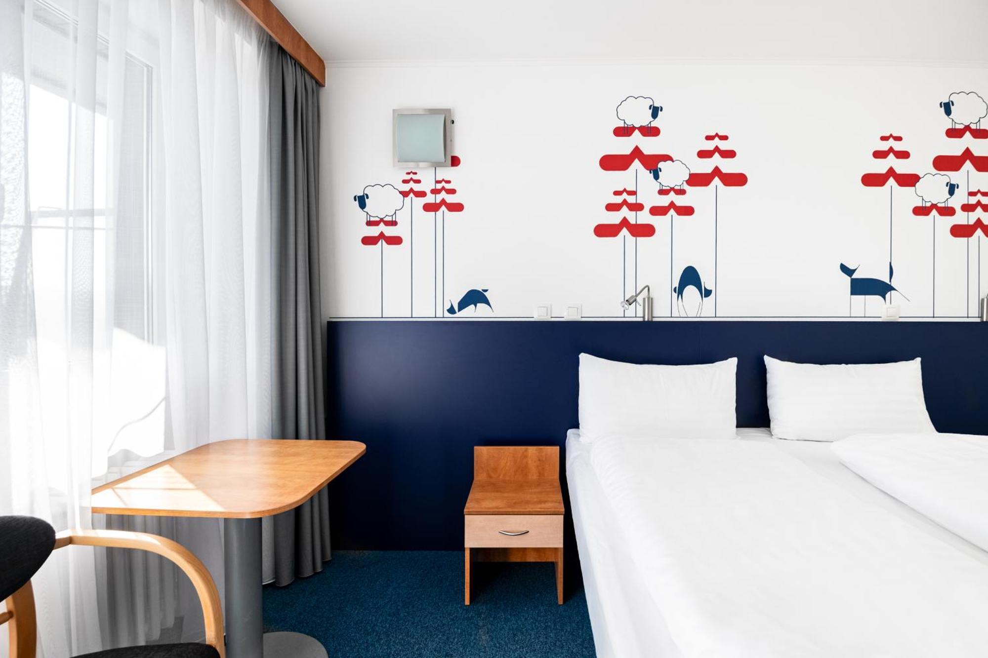 Ibis Styles Relax Roznov Pod Radhostem Hotel Exterior photo